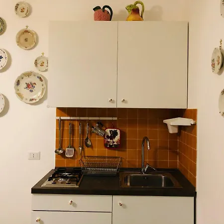 A Casa Di Claudia דירה נאפולי
