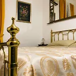 A Casa Di Claudia Neapel