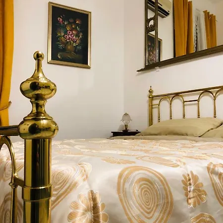 A Casa Di Claudia Nápoles